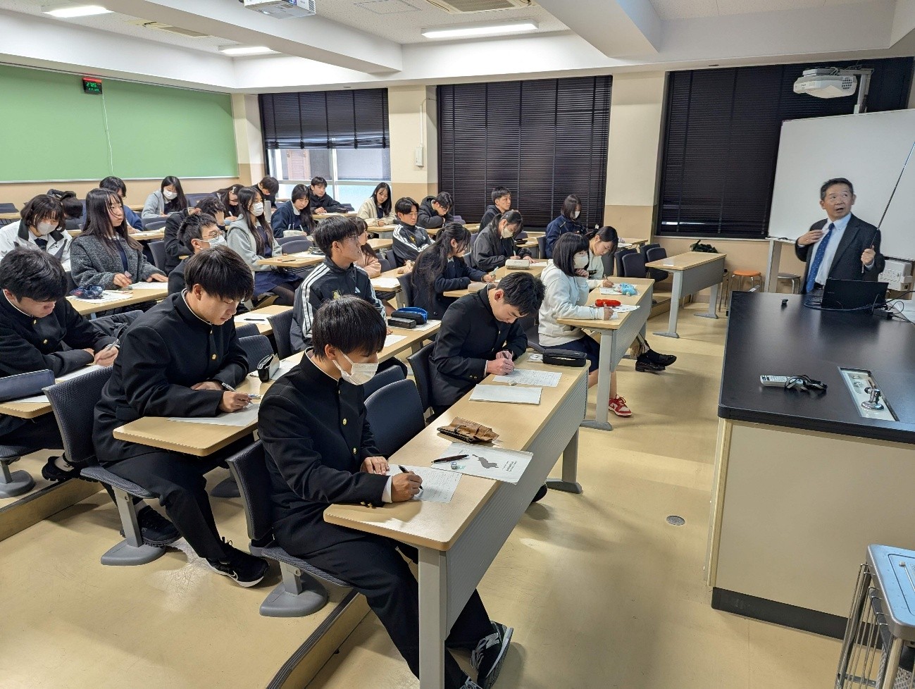 彦根東高校グローバルセミナー(三菱商事)